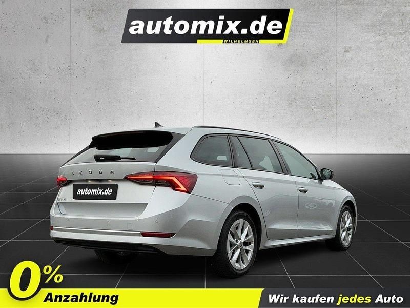 Gebraucht Skoda Octavia Style 150 PS (110 kW) 2023 Brilliantsilber Kombi