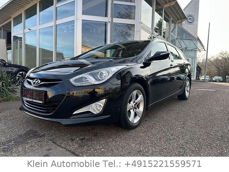 Phantom black / mic Gebraucht 2014 Hyundai i40 Kombi | 4.499 € (Superpreis) - Bild 1/4