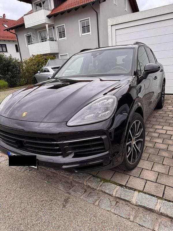 Gebraucht 2018 Porsche Cayenne S SUV | 54.900 € (Fairer Preis) - Bild 1/4