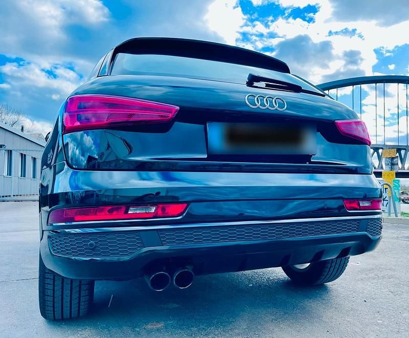 Gebraucht Audi Q3 S-Line 150 PS (110 kW) 2017 Schwarz SUV