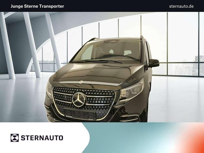 Obsidianschwarz metallic Gebraucht 2024 Mercedes V220 Style Van / Kleinbus | 64.950 € - Bild 1/4