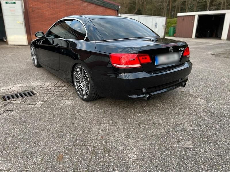 Gebraucht BMW 335 Cabriolet 306 PS (225 kW) 2008 Schwarz Cabrio