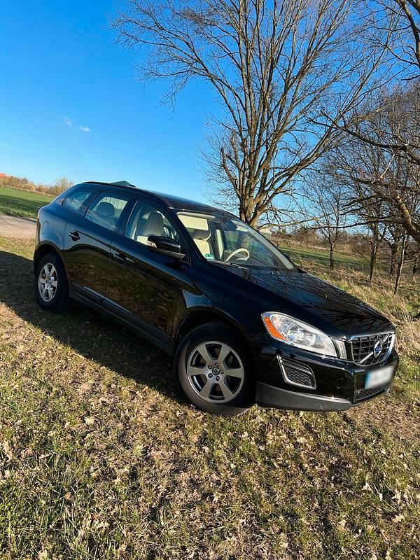Gebraucht Volvo XC60 163 PS (119 kW) 2011 Schwarz SUV