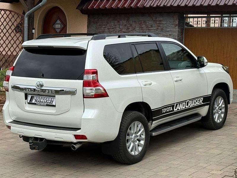 Gebraucht Toyota Land Cruiser TEC-Edition 177 PS (130 kW) 2017 White pearl cs SUV