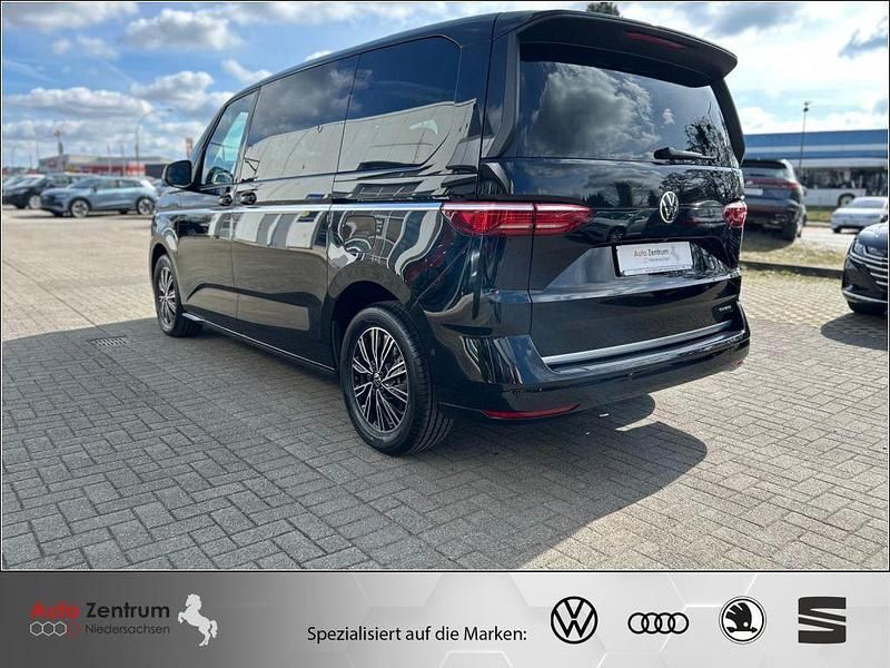 Second-hand VW Multivan Style 218 CP (160 kW) 2023 Negru Monovolum
