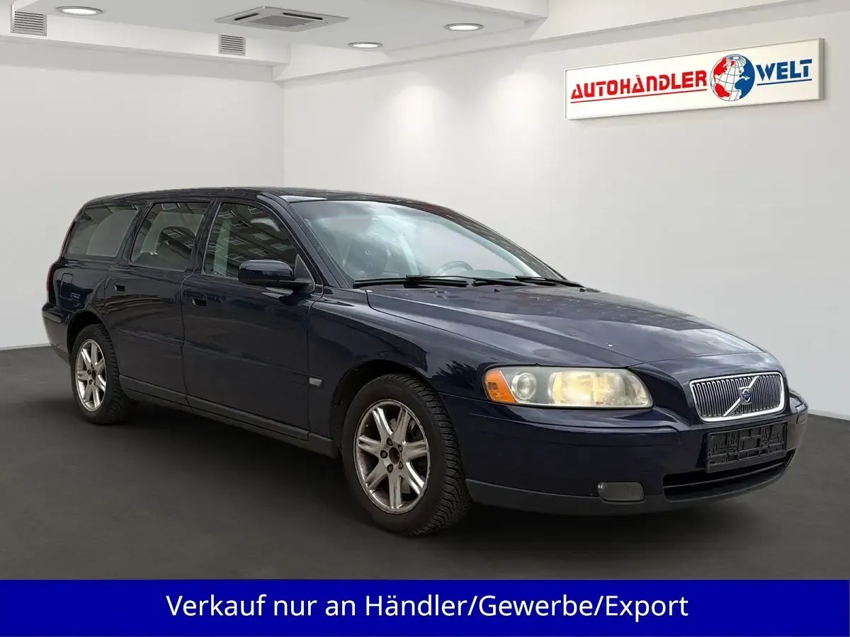Gebraucht Volvo V70 140 PS (102 kW) 2005 Blau Kombi