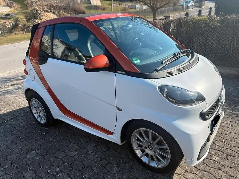 Gebraucht Smart ForTwo Cabrio 84 PS (61 kW) 2015 Weiß Cabrio