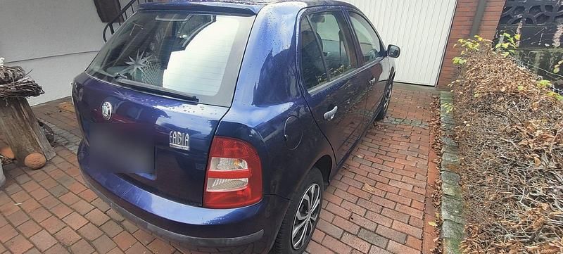 Gebraucht Skoda Fabia 63 PS (46 kW) 2003 Blau Kleinwagen