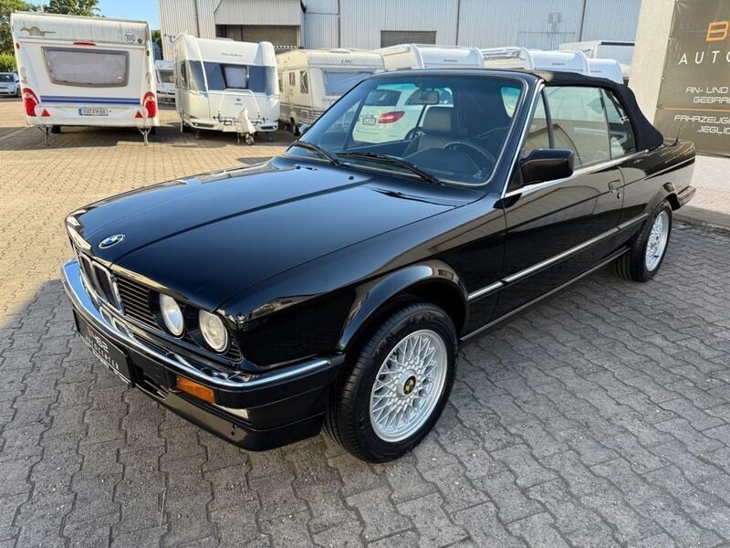 Schwarz Gebraucht 1989 BMW 325 Cabriolet Cabrio | 16.980 € - Bild 1/4