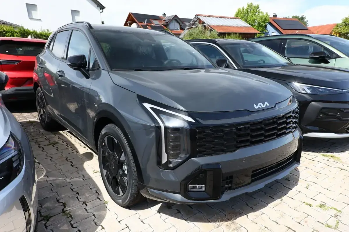 Neu Kia Sportage GT-Line 239 PS (175 kW) 2026 Pearl black SUV