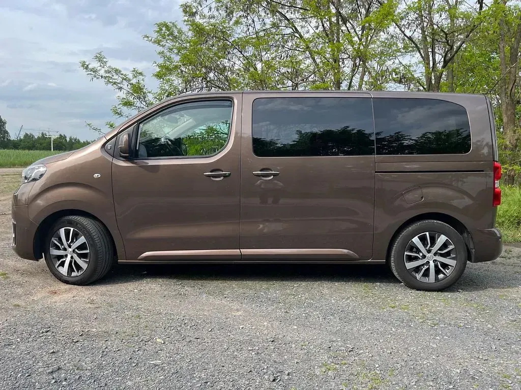 Gebraucht Toyota Proace Verso Team 177 PS (130 kW) 2018 Braun Kombi