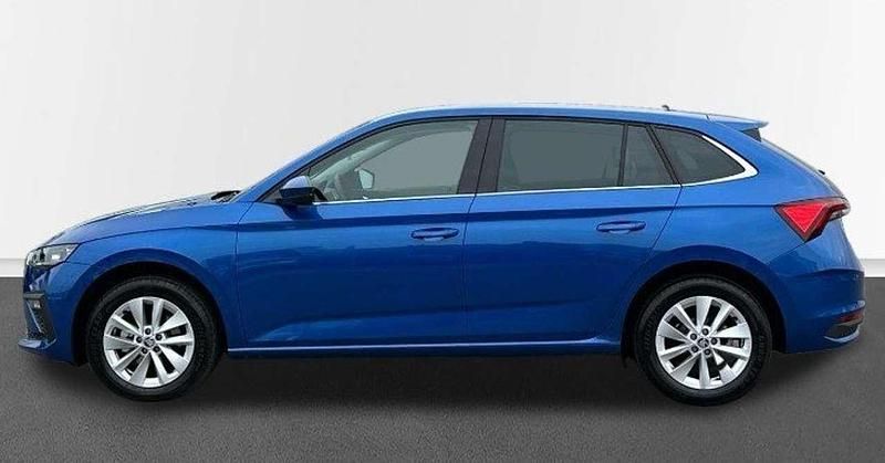 Raceblau metallic Gebraucht 2024 Skoda Scala Selection Kleinwagen | 22.500 € (Fairer Preis) - Bild 1/4