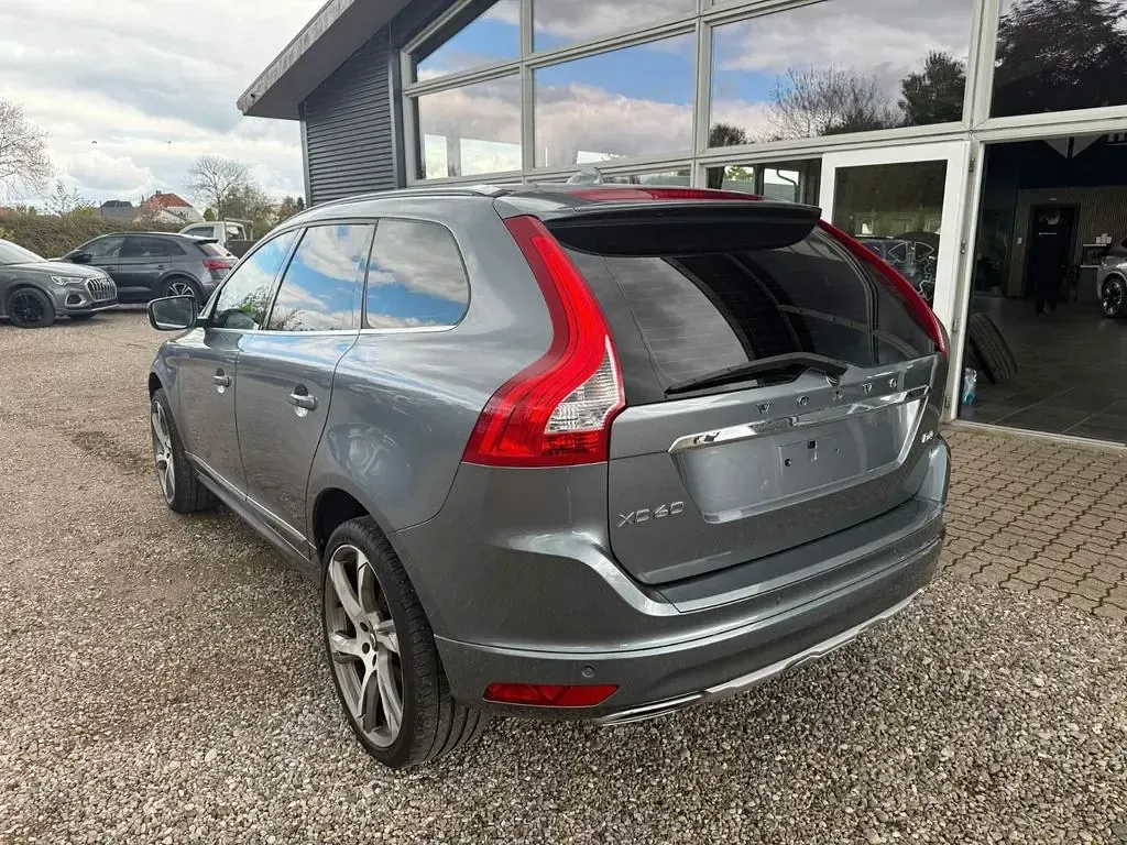 Gebraucht Volvo XC60 Summum 190 PS (139 kW) 2017 Grau SUV