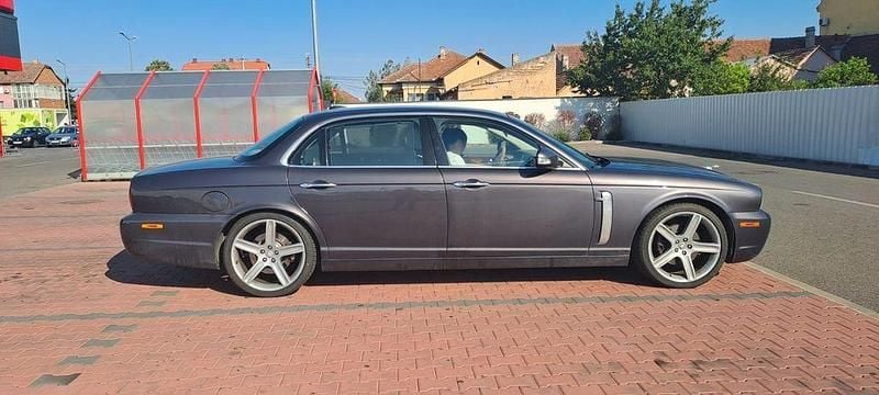 Gebraucht Jaguar XJ 209 PS (153 kW) 2008 Grau Limousine