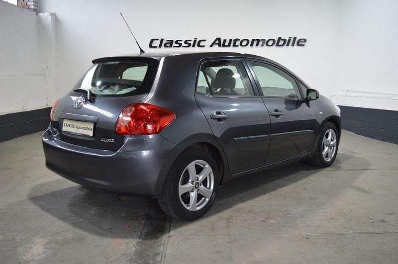 Gebraucht Toyota Auris Sol 124 PS (91 kW) 2007 Grau Kleinwagen