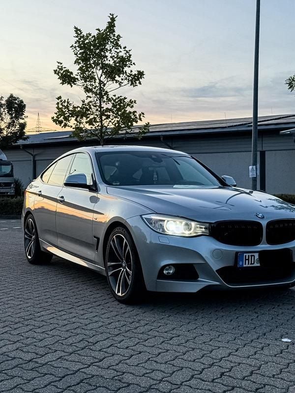 Grau Gebraucht 2014 BMW 320 Gran Turismo M Sport Limousine | 10.100 € (Guter Preis) - Bild 1/4