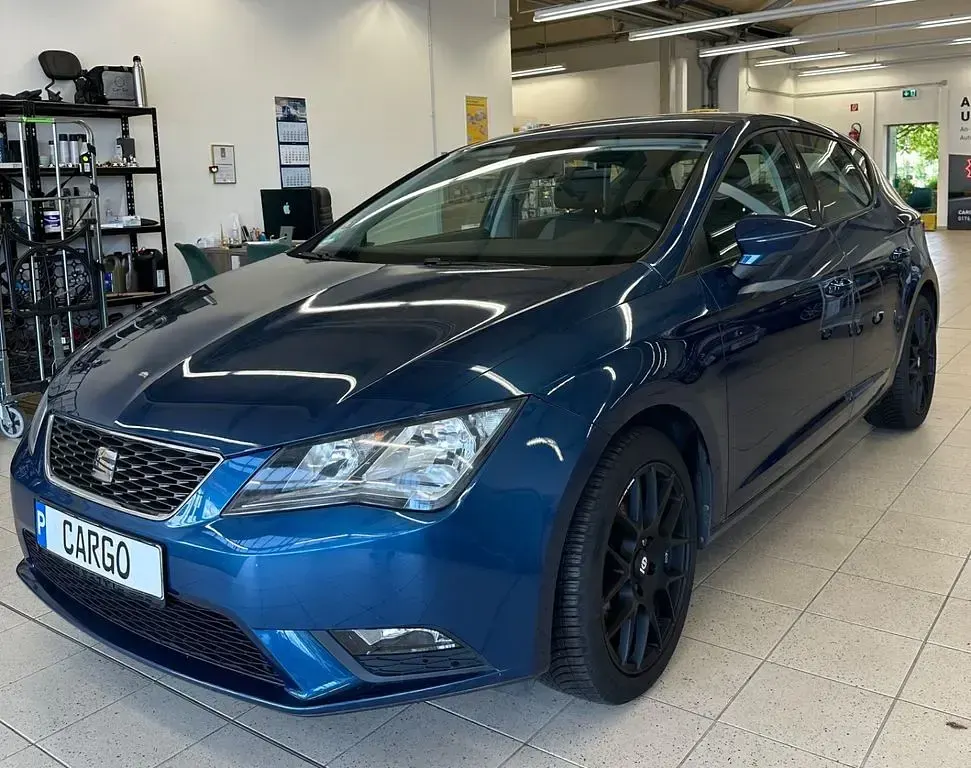 Gebraucht Seat Leon Reference 110 PS (80 kW) 2016 Blau Limousine
