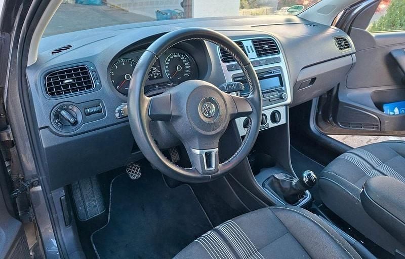Gebraucht VW Polo Match 90 PS (66 kW) 2012 Grau Kleinwagen