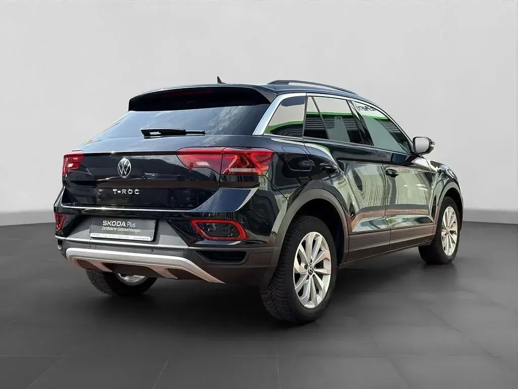 Gebraucht VW T-Roc Life 110 PS (80 kW) 2023 Schwarz SUV