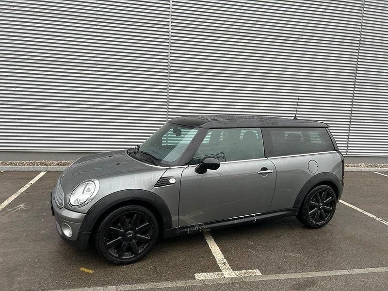 Grau Gebraucht 2010 Mini Clubman Kombi | 6.500 € (Teuer) - Bild 1/4