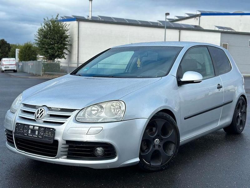 Silber Gebraucht 2004 VW Golf V Comfortline Coupé | 2.499 € (Superpreis) - Bild 1/4
