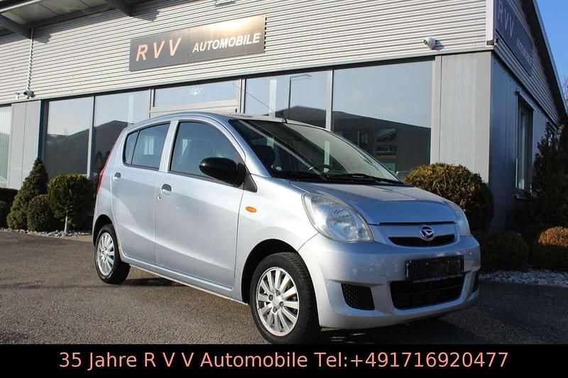 Gebraucht Daihatsu Cuore 69 PS (50 kW) 2012 Silber Kleinwagen