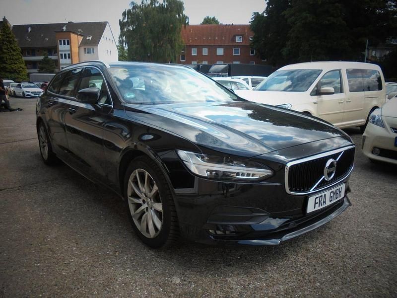 Schwarz Gebraucht 2020 Volvo V90 Momentum Kombi | 16.900 € (Fairer Preis) - Bild 1/4