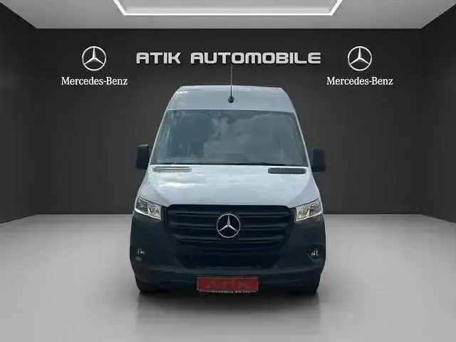 Używany Mercedes Sprinter 170 KM (125 kW) 2024 Biały Van