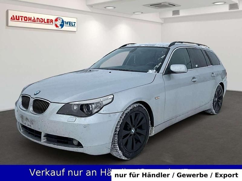 Gebraucht BMW 530 231 PS (169 kW) 2006 Silber Kombi