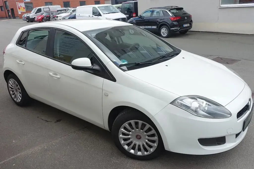 Gebraucht Fiat Bravo 90 PS (66 kW) 2012 Weiß Kleinwagen