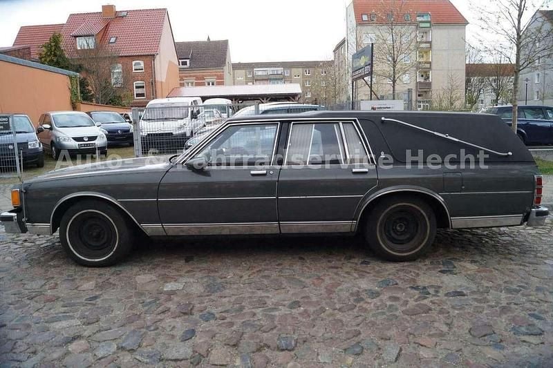 Gebraucht Chevrolet Caprice 170 PS (125 kW) 1986 Grau Kombi