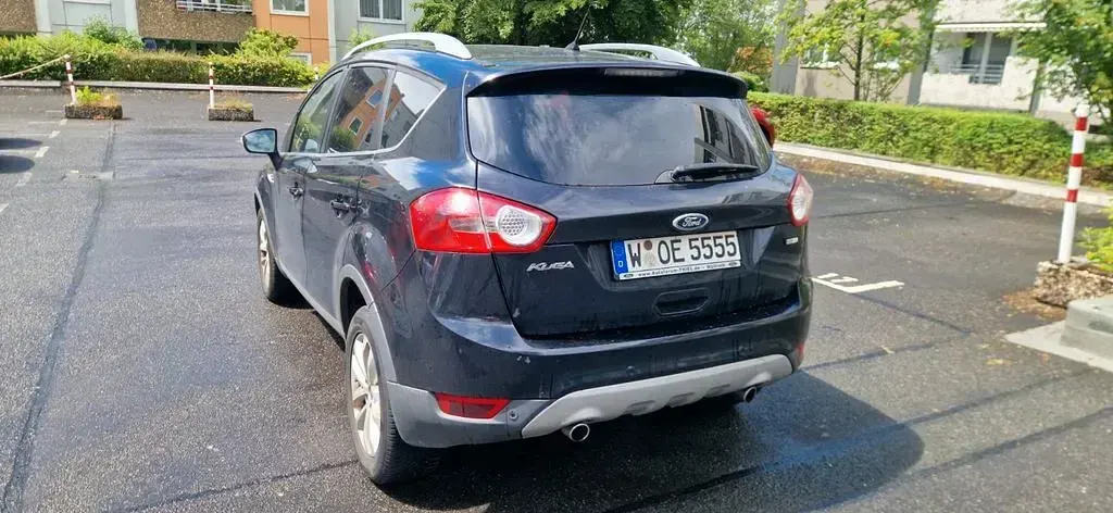 Gebraucht Ford Kuga Titanium 140 PS (102 kW) 2011 Schwarz SUV