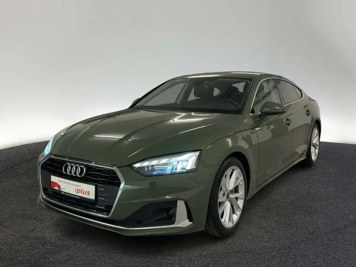 Gebraucht Audi A5 Advanced Plus 204 PS (150 kW) 2024 Distriktgrün metallic Limousine