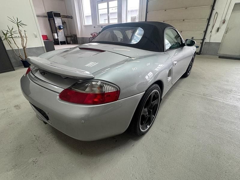 Gebraucht Porsche Boxster 220 PS (161 kW) 2001 Silber Cabrio