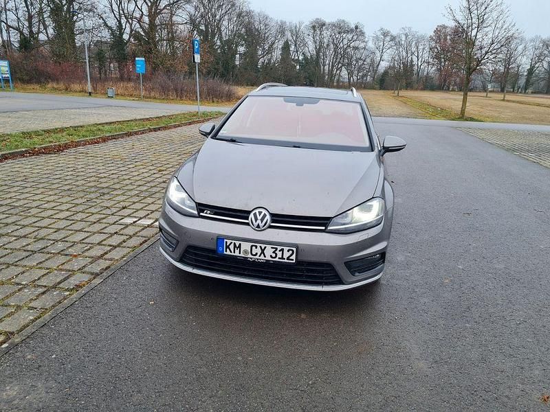 Grau Gebraucht 2016 VW Golf VII Highline Kombi | 13.200 € (Guter Preis) - Bild 1/4
