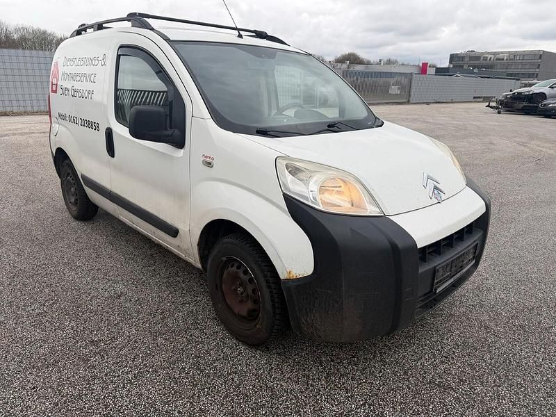 Gebraucht Citroën Nemo 70 PS (51 kW) 2008 Weiß Van / Kleinbus