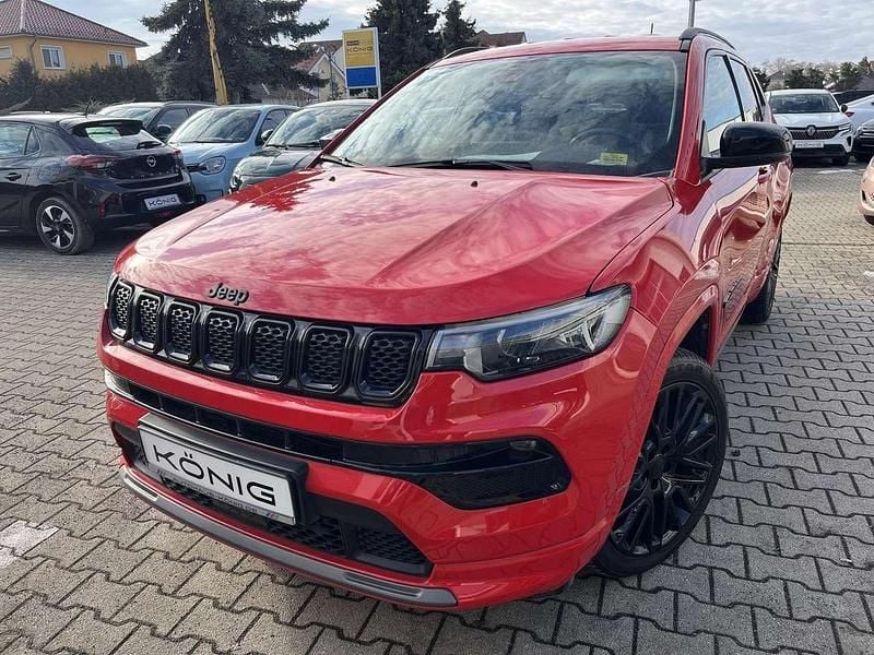 Second-hand Jeep Compass Altitude 131 CP (96 kW) 2024 Roșu SUV