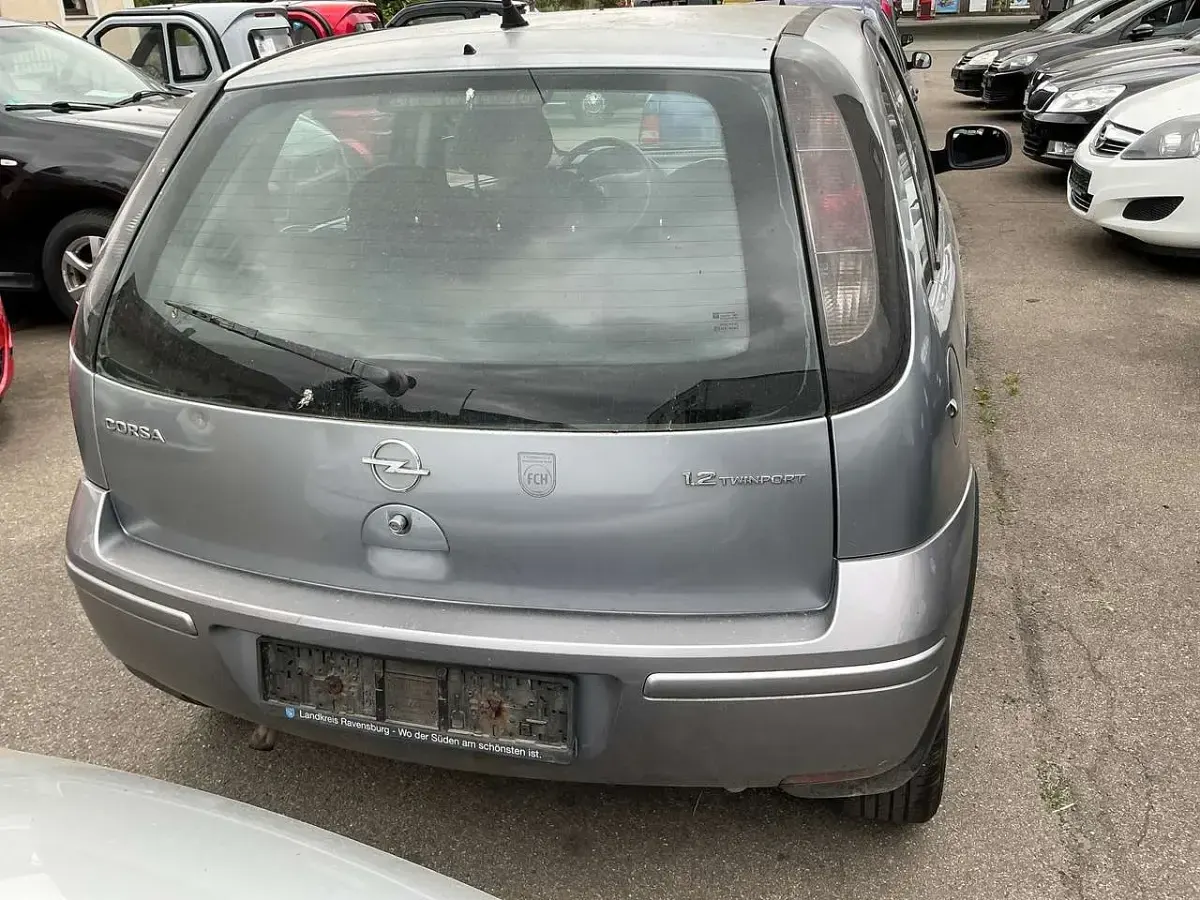 Gebraucht Opel Corsa Edition 80 PS (58 kW) 2005 Silber Kleinwagen