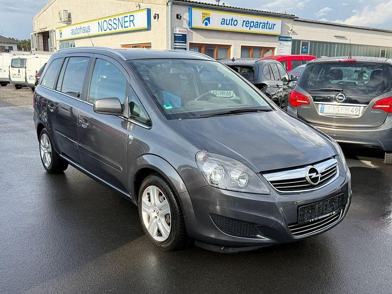 Gebraucht Opel Zafira Edition 116 PS (85 kW) 2010 Grau Van / Kleinbus