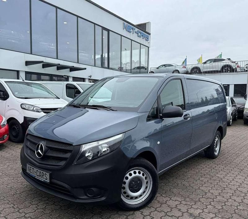 Grau Gebraucht 2020 Mercedes e-Vito Van / Kleinbus | 14.950 € (Superpreis) - Bild 1/3