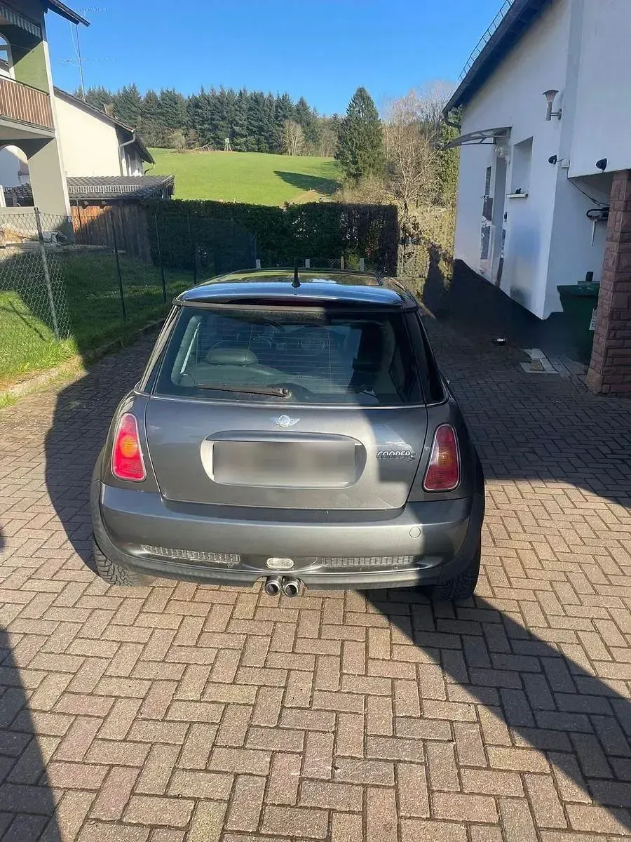Käytetty Mini Cooper S Coupé 163 HP (119 kW) 2004 Harmaa Coupe - kaksiovinen