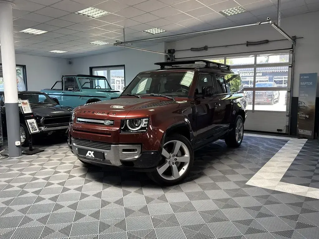 Gebraucht Land Rover Defender SE 400 PS (294 kW) 2022 Sedona red SUV