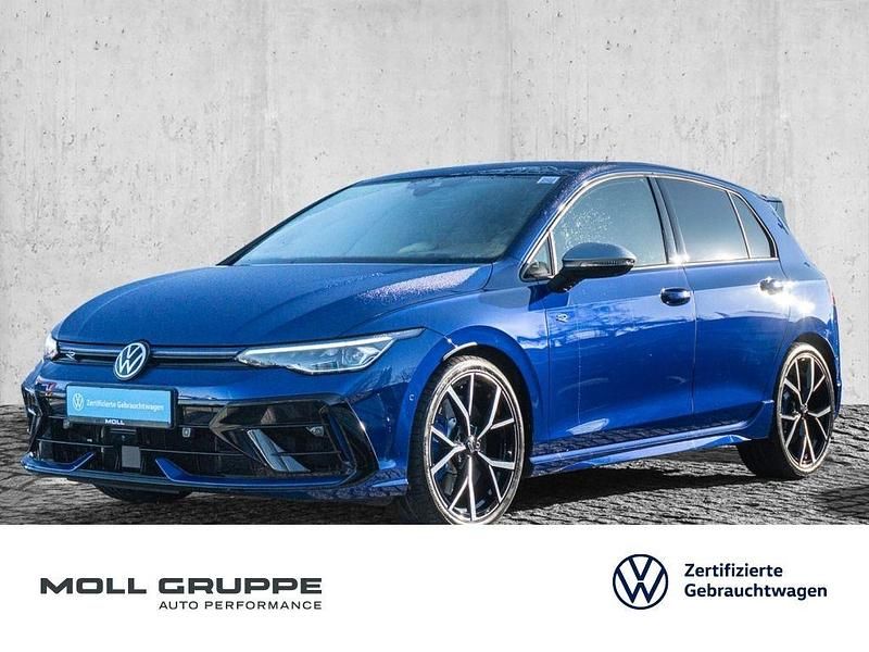 Lapiz blue metallic Gebraucht 2025 VW Golf VIII R Limousine | 46.690 € (Fairer Preis) - Bild 1/4