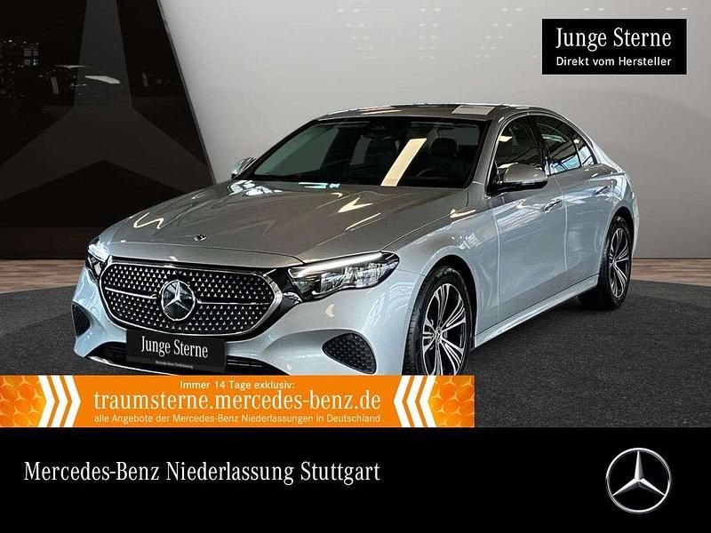 Silber Gebraucht 2024 Mercedes E220 Advanced Limousine | 48.980 € (Superpreis) - Bild 1/3