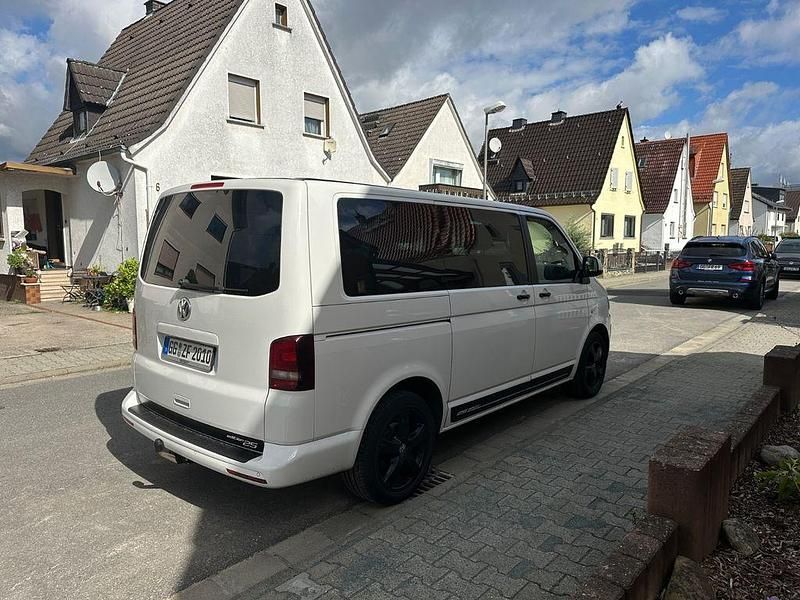 Gebraucht VW Multivan Edition 179 PS (131 kW) 2014 Weiß Van / Kleinbus