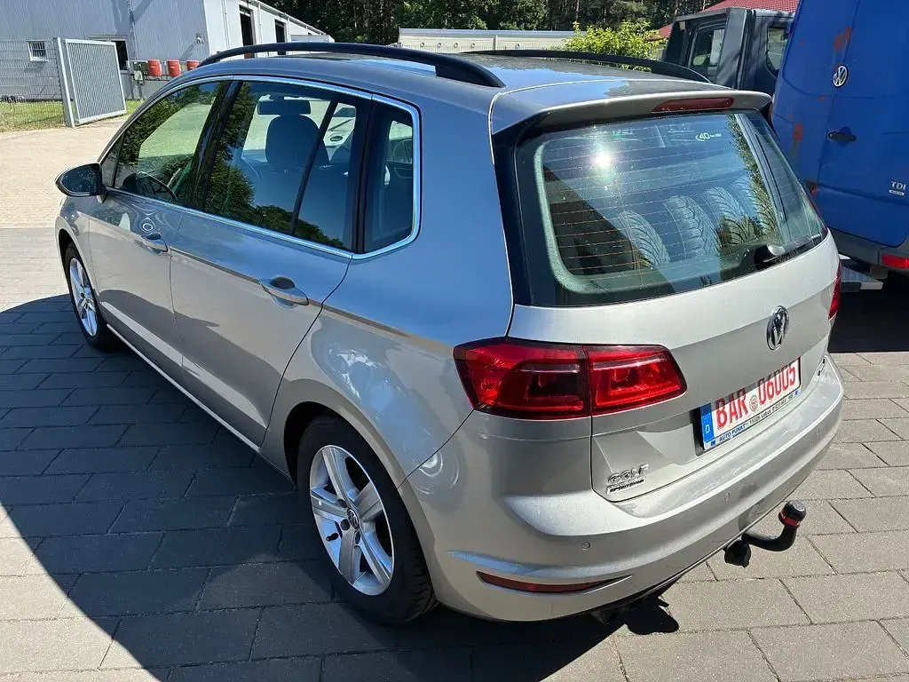 Gebraucht VW Golf Sportsvan Highline 125 PS (91 kW) 2014 Silber Van / Kleinbus