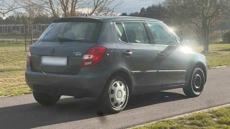 Gebraucht Skoda Fabia 60 PS (44 kW) 2007 Grau Limousine