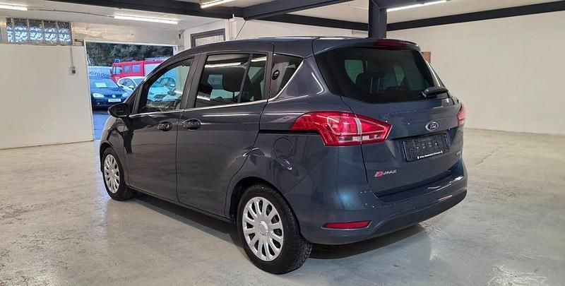 Gebraucht Ford B-MAX Ambiente 101 PS (74 kW) 2013 Grau Van / Kleinbus