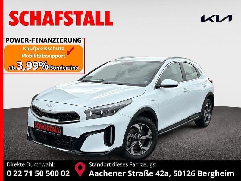 Weiss ((wd) cararraweiss) Gebraucht 2024 Kia XCeed Edition 7 SUV | 19.879 € (Superpreis) - Bild 1/3