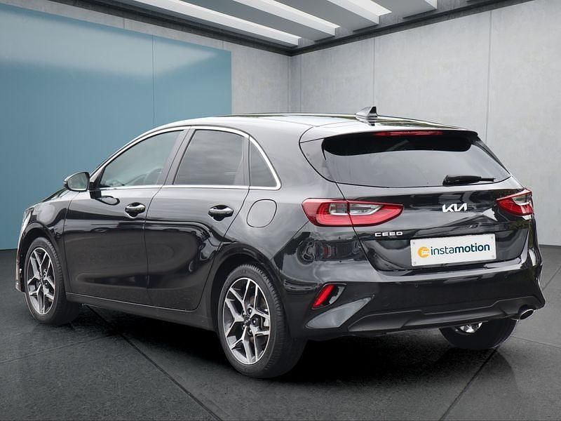 Gebraucht Kia Ceed 160 PS (117 kW) 2024 Schwarz Kleinwagen